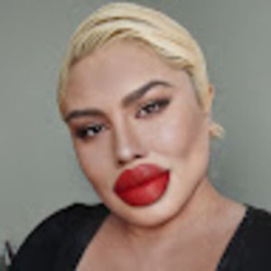 Meet your Posher, Brenda